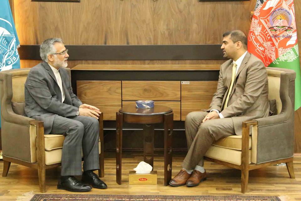 وزیر معارف با سفیر ایران در کابل دیدار و گفت‌وگو کرد