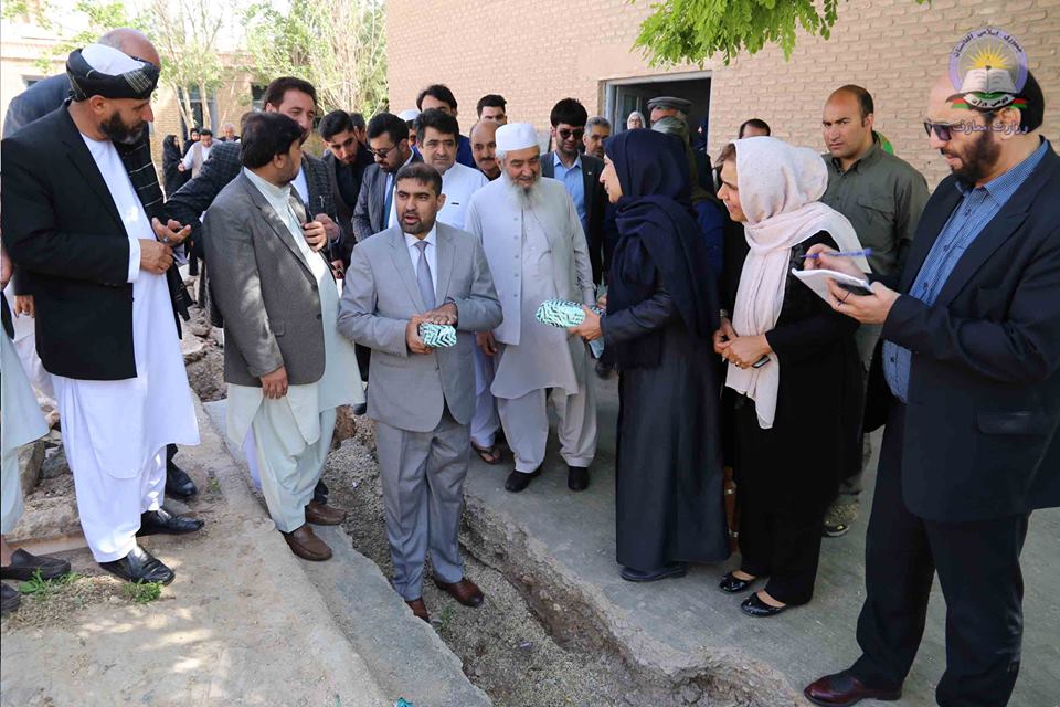 همگام با وزیر معارف در هرات/8
