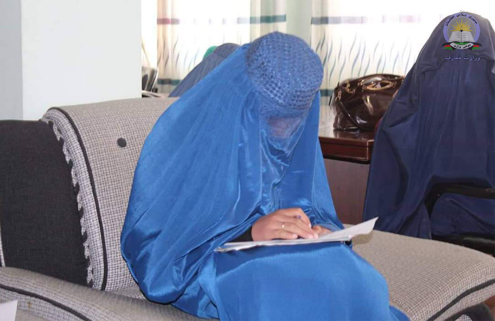 تر ښوونځۍ مخکې زده کړو 25 ښځينه ښوونکې ګمارل کيږي