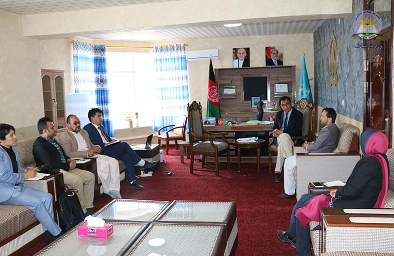 تعهد بر ایجاد یک مرکز آموزشی برای کودکان بی سرپرست در ولایت دایکندی