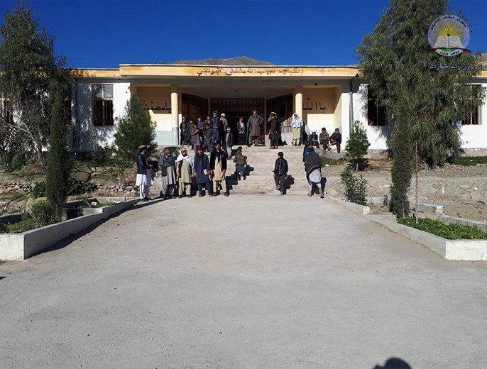 د لوګر د زده کوونکو لپاره د کتابونو بیکونو مرسته وشوه