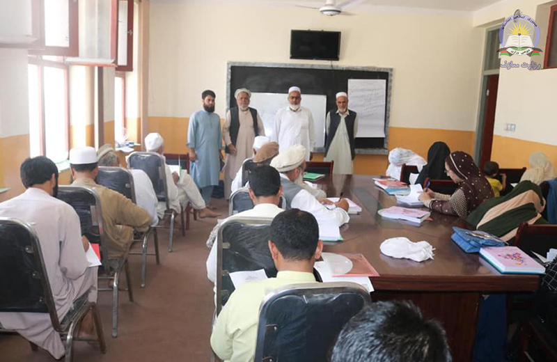 د ننګرهار ښوونکو ته د وړتیا لوړونې ورکشاپ پیل شو