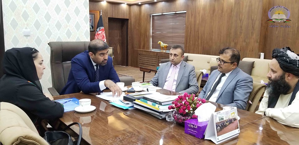 کمیسیون رسیدگی به شکایات برنامه "اقرا" با حضور وزیر معارف برگزار شد/ شماری از بست‌های اقرا مجددا اعلان می‌شود