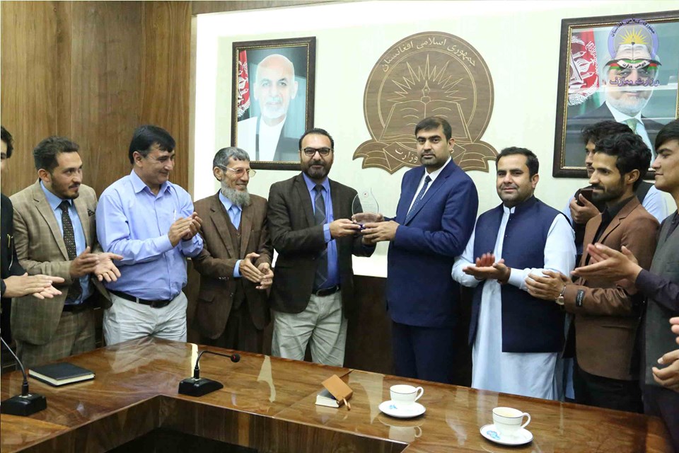 د فصل نوين ټولني د پوهنې وزیر بریالي کارونه وستایل