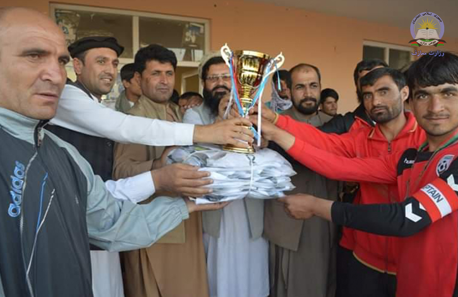 د هیواد خپلواکۍ سلمې کلیزې په مناسبت د زده کوونکو تر مینځ د فوتبال سیالۍ ترسره شوي