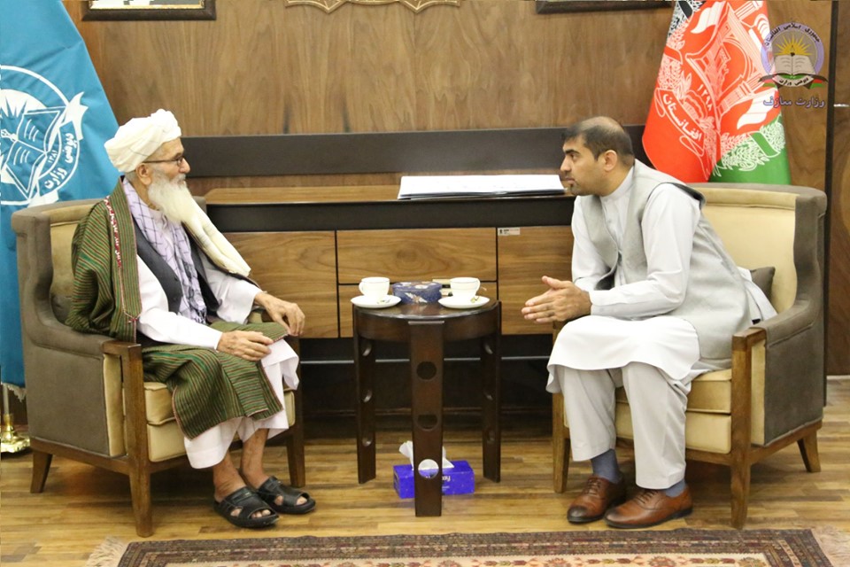 وزیر معارف در دیدار با شورای علمای بدخشان بر حل مشکلات معارف این ولایت تعهد سپرد