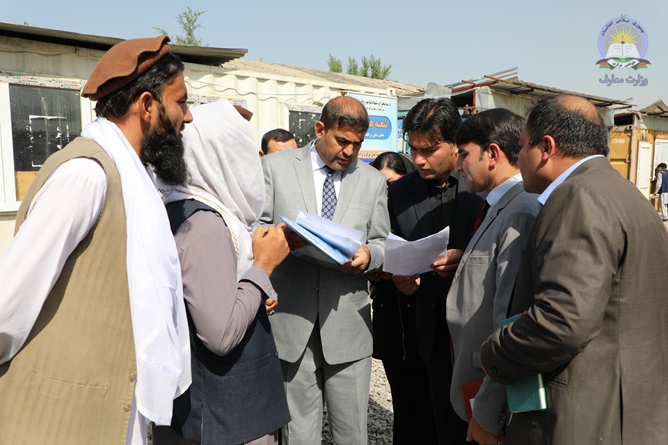 پوهنې وزیر د نتایجو او شهادتنامو له ریاست څخه په ناڅاپي ډول لیدنه وکړه