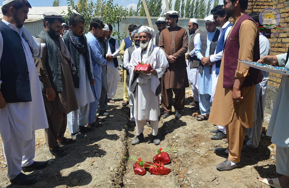 د شاه وخوا ۳ میلیونو افغانیو په ارزښت د پکتیا ولایت د یوشمیر ښوونځیو رغنیزې چارې پیل شوي