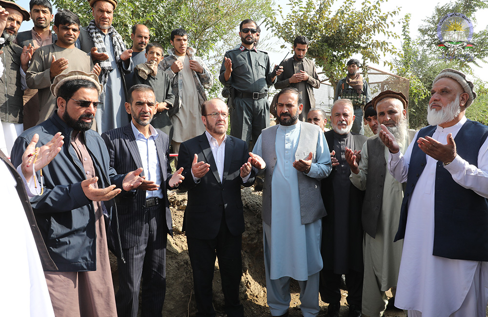 سنگ تهداب تعمیر یک باب مکتب در ولایت پروان گذاشته شد