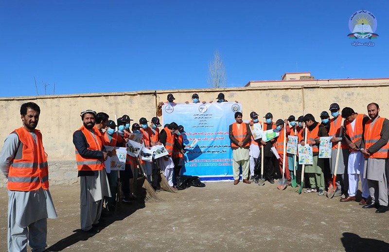 کمپاین تنظیف وسرسبزی در مکاتب ولایت غزنی آغاز شد