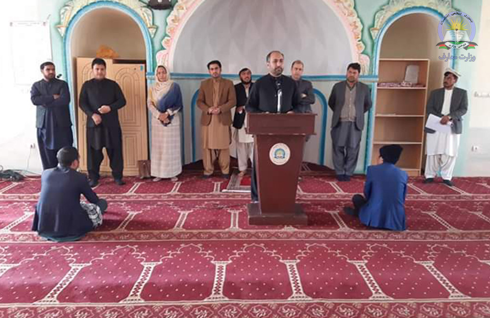 دمیدان وردګ ولایت د ښوونځیو د مدیریتونو د خالی بستونو لپاره ازموینه واخیستل شوه