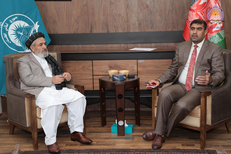 پوهنې وزیر د لوګر ولایت له لوړ رتبه چارواکو سره د یاد ولایت د زده کوونکو څخه د ناوړه ګټه اخیستنې په تړاو د خپاره شوي راپور په اړه د جدي څارنې په موخه لیدنه وکړه