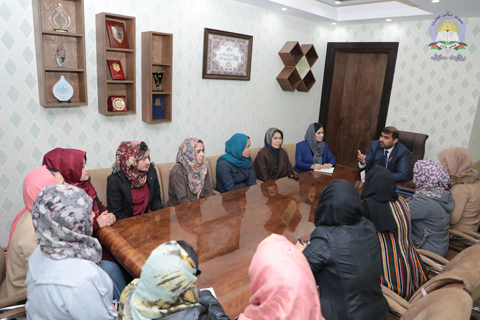 پوهنې وزیر ډاکتر بلخي: د پروان ولایت د ښوونې او روزنې د ستونزو حل ته ژمن یو.