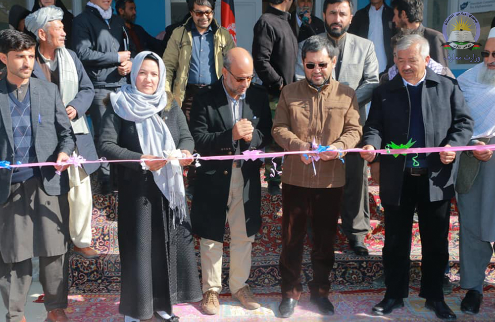 تعمیر مکتب متوسطه لیلور یکه ولنگ ولایت بامیان به بهره برداری سپرده شد