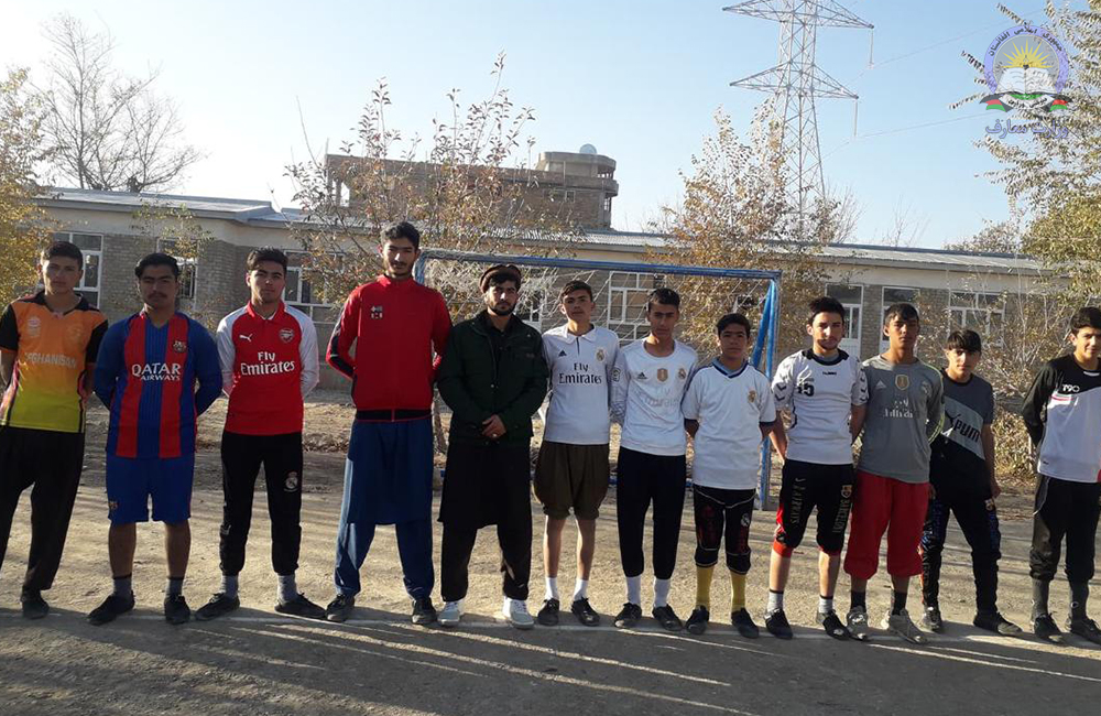 په لوګر کې د یوه ښوونځي د زده کوونکو تر منځ د فوټسال سیالۍ پیل شوې