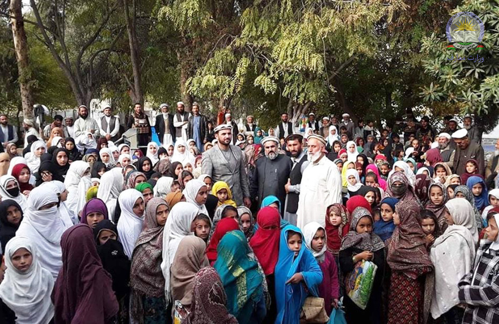 ننګرهار کې د شولانې نجونو ښوونځۍ ته دري جریبه ځمکه وقف شو