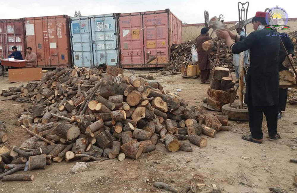 د هلمند ولایت ۴۹۱ کلیوالي ټولګیو ته محروقاتي ټوکي وویشل شوه