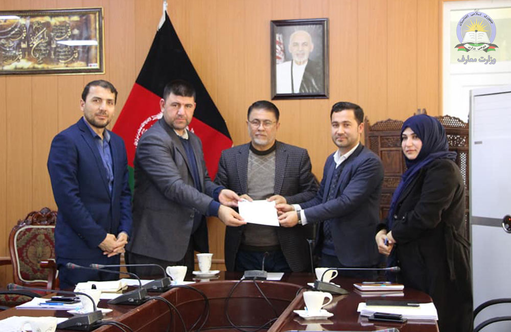 امضای تفاهمنامه ارتقای ظرفیت معلمین 14 پاس ولایت تخار