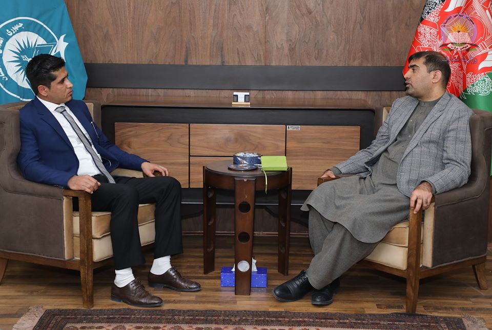 پوهنې وزیر د لویې شمالي د ځوانانو له سراسري شورا سره وکتل.