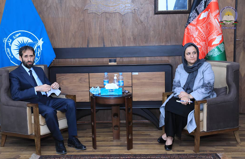 د پوهنې وزارت سر پرستې د دغه وزارت له معیینانو سره لیدنه وکړه