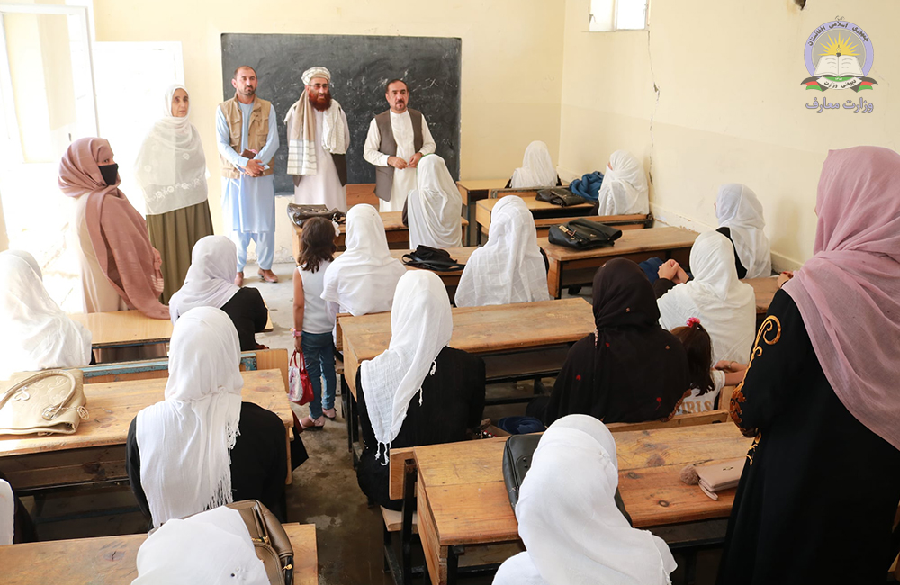 لوګر کې د دولتي ښوونځیو د یوولسم او دولسم او د خصوصي ښوونځیو د ټولو ټولګیو درسي بهیر پیل شو