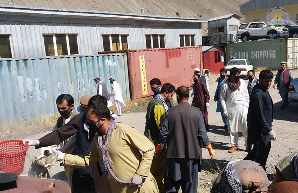 راه انــدازی حشر عمومی به منظور پاک کاری و صفائی محیط کاری و تعلیی از سوی ریاست معارف پنجشیر