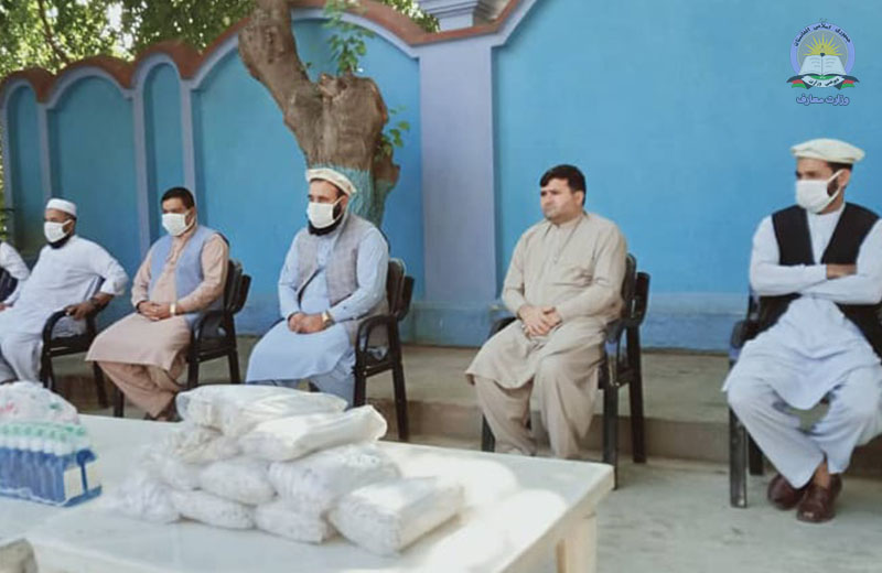 د کنړ ولایت دعمراخان لېسې دزده کوونکو سره دکرونا ناروغۍ وقایوې توکو مرسته و شوه