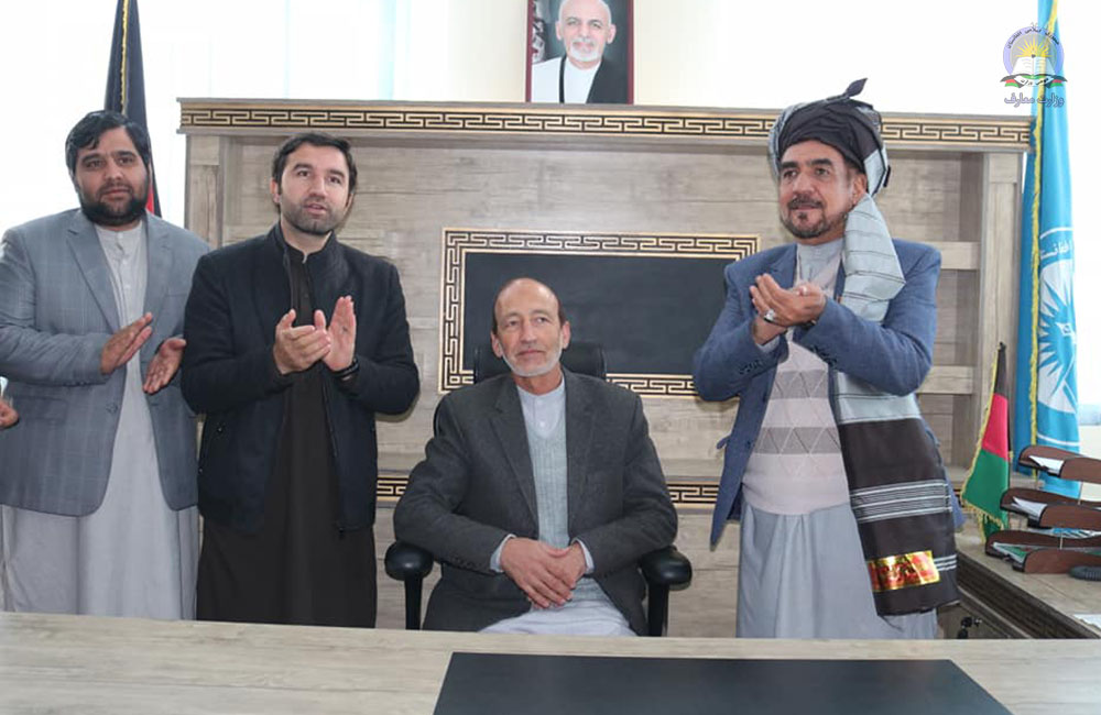 د لوګر د پوهنې نوي رئیس په کار پیل وکړ