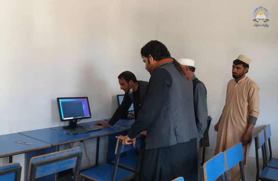 افتتاح اتاق کمپیوتر در لیسه سوربی ولایت ننگرهار