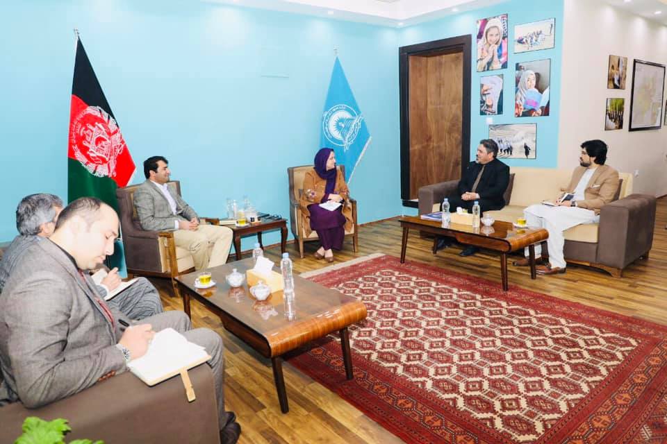 سرپرست وزارت معارف با مسوولین اداره انسجام امور کوچی ها دیدار نمود