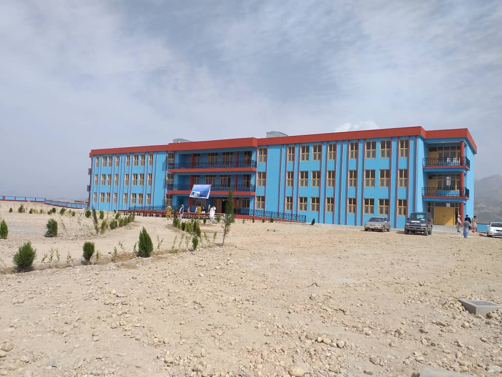 لغمان کې د چهاردهي ښوونځي نوې ودانۍ پرانېستل شوه