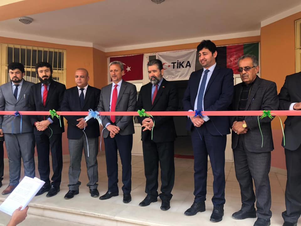 اتمام کار بازسازی یک باب مکتب در ولایت بلخ