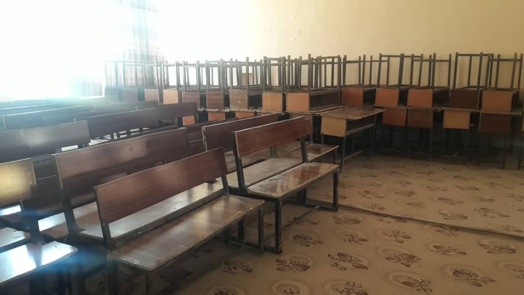 ترمیمات میز و چوکی مکاتب در ولایت هلمند