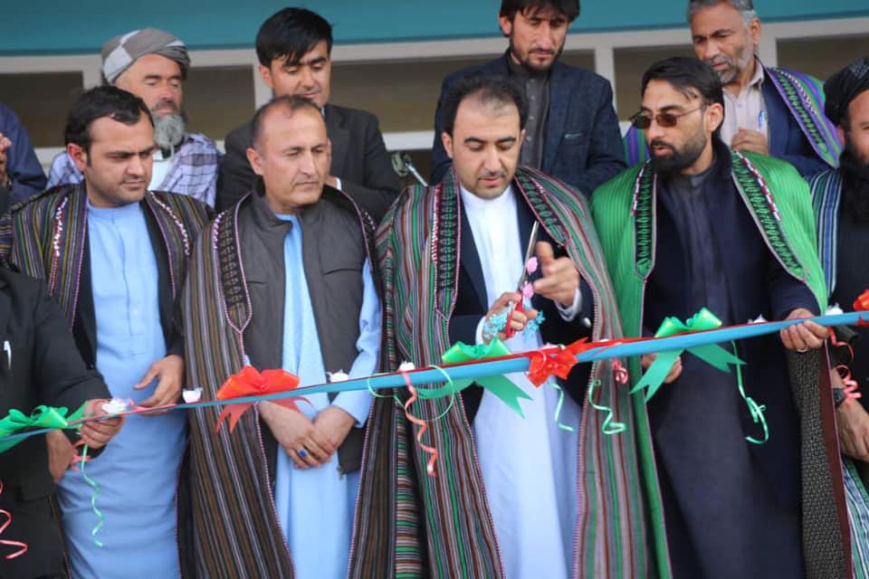 د تخار ولایت په رستاق ولسوالۍ کې یوه ښوونځي ته نوې ودانۍ جوړه شوه