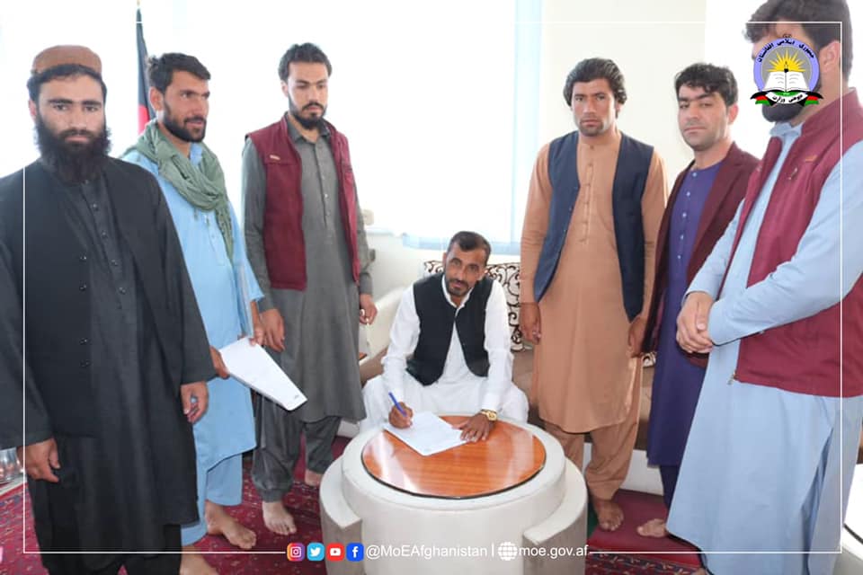 لوګر کې د حق الزحمه ښوونکو ۱۴۷ بستونه آزادې سیالۍ ته وړاندې شول