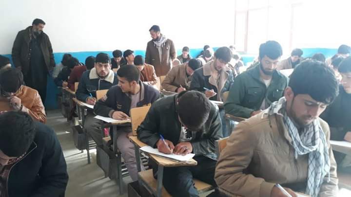 د پنجشېر د پوهنې ریاست مسوولین د بازارک لېسې د ازموینو له بهیر څخه لیدنه وکړه