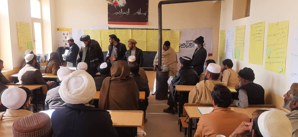 د لوګر د محمدآغې ولسوالۍ د ۷۰ تنو ښوونکو لپاره د وړتيا وو لوړولو روزنه ښه روانه ده!