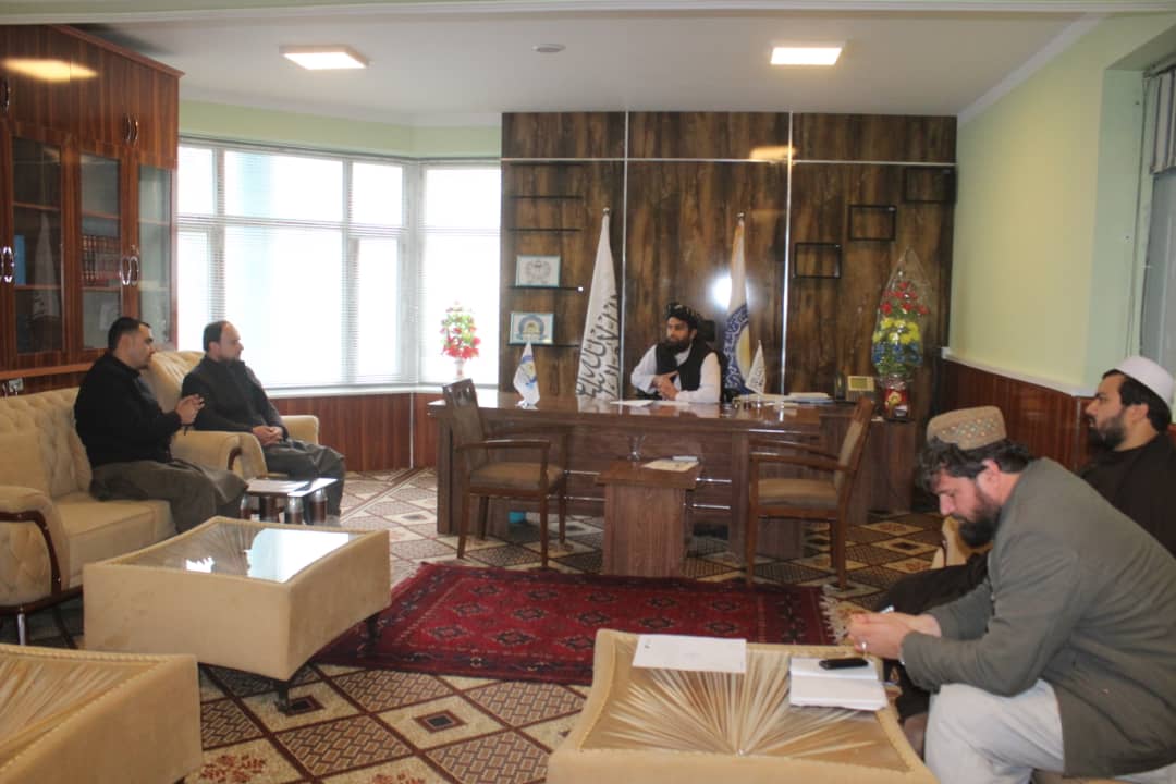 نشست کاری رهبری ریاست معارف ولایت کندز با مسولان موسسات همکار