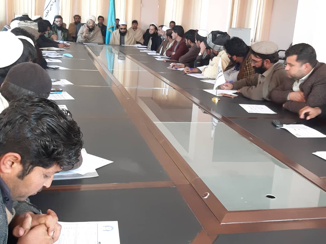 در مورد مشکلات دانش آموزان با مسئولان مکاتب خصوصی در ولایت خوست صحبت شد