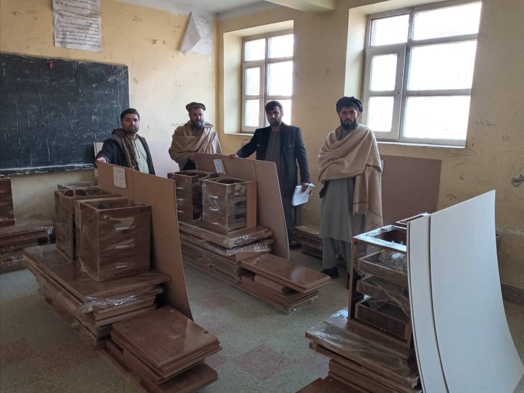 برای ۴۳ باب مکتب در ولایت بغلان کمک شد