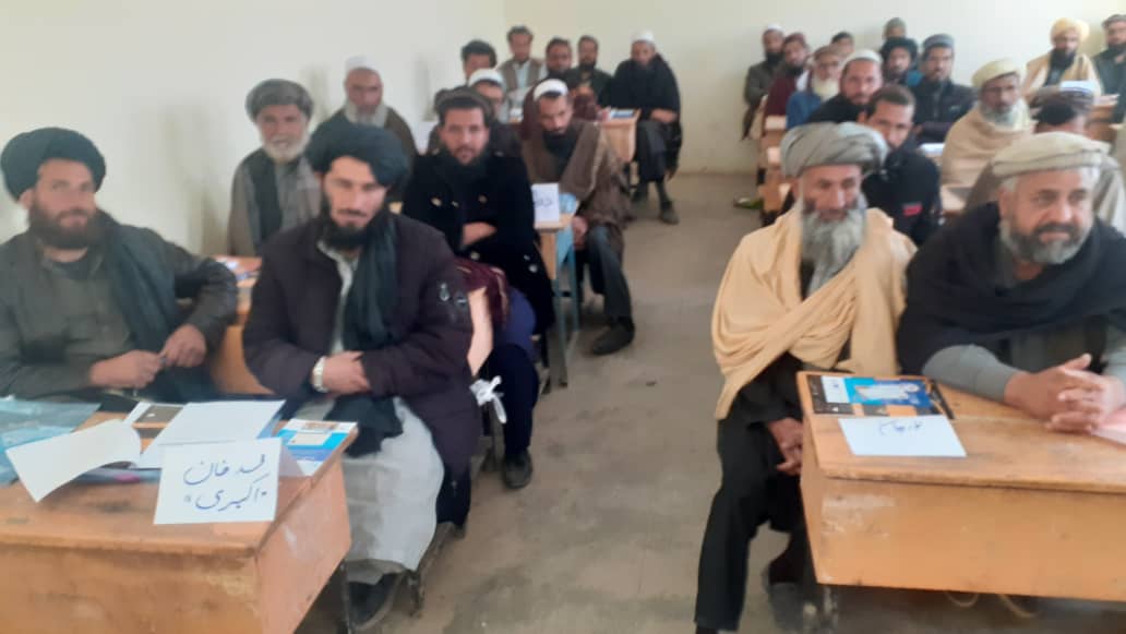 د لوګر د برکي برک ولسوالۍ د ۵۰ ښوونکو روزنه پیل شوه