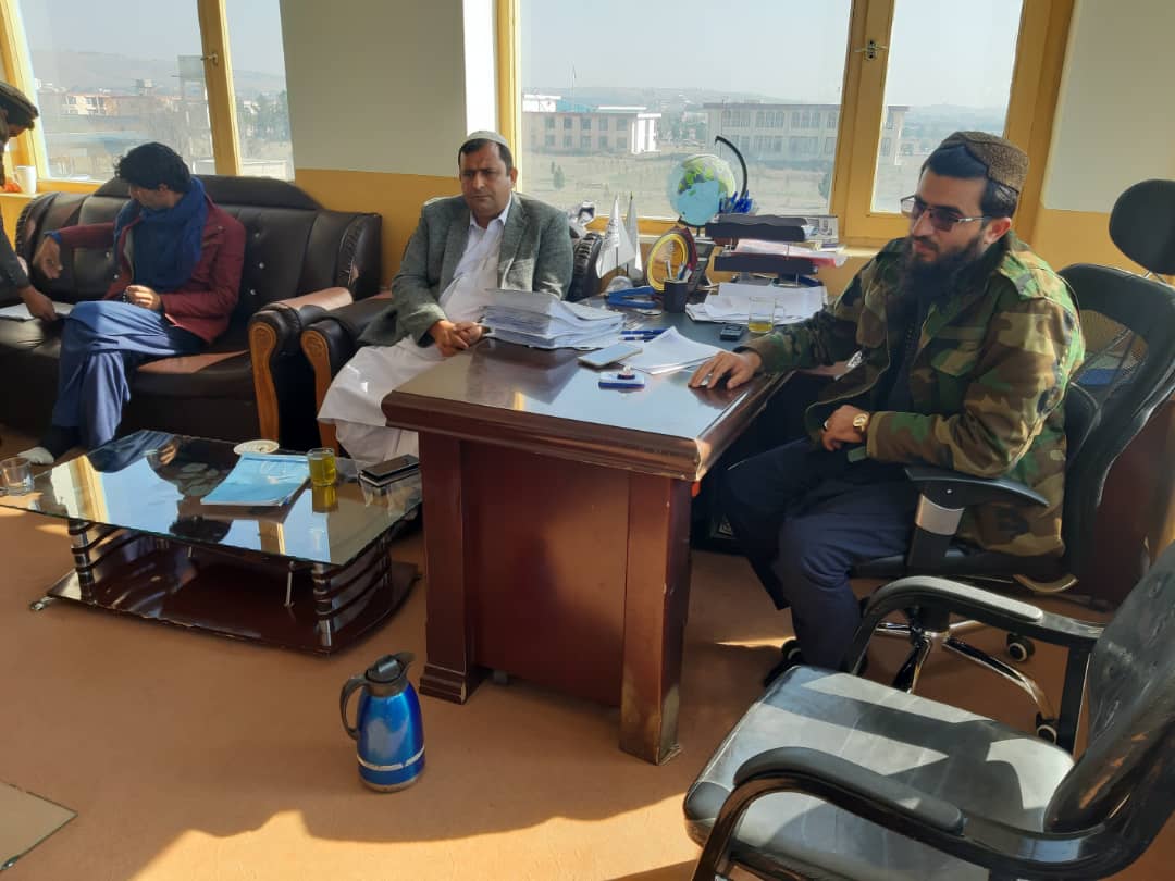 دیدار معاون تعلیم و تربیه معارف ولایت خوست با مسئول موسسه پاملرنه(CARE)