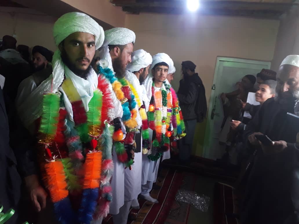 دستار بندی حافظان کرام در ولسوالی پغمان صورت گرفت