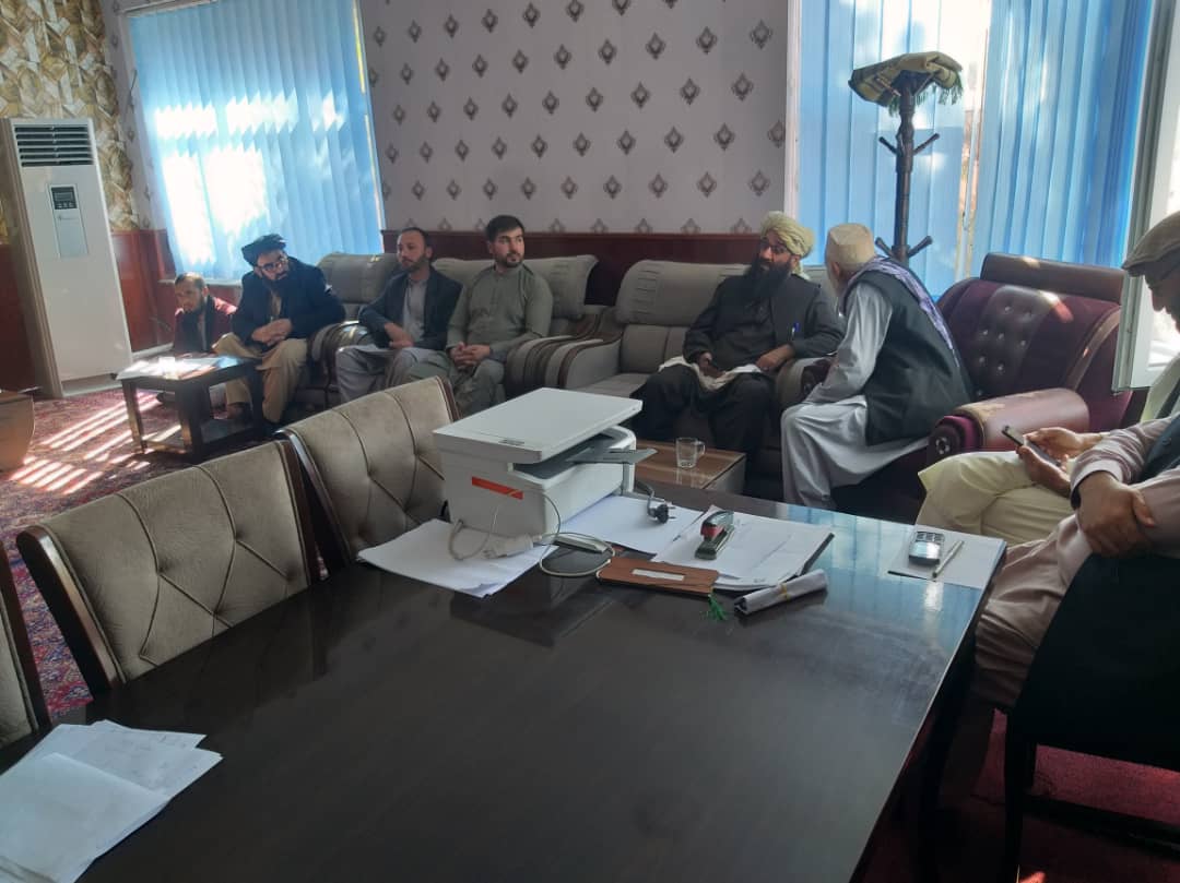 د پوهنې وزارت د اساسي او ثانوي زده کړو رئیس د کندز ولایت له تعلیمي بهیر څخه لیدنه وکړه