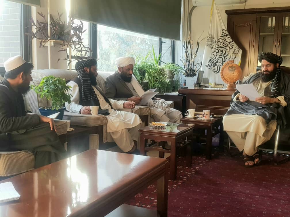 د پوهنې او مهاجرینو وزارتونو تر منځ د دوه اړخیزې همکاري د هوکړه لیک پر محتویاتو د کتنې غونډه ترسره شوه
