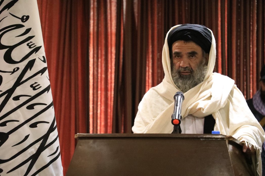 د پوهنې وزارت سرپرست د کونړ ولایت له جهادي مدرسې څخه لیدنه وکړه